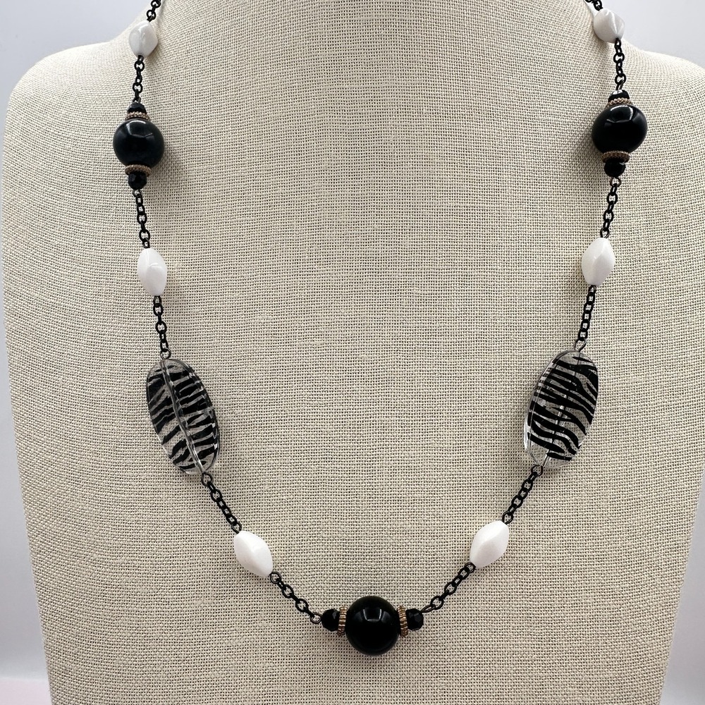 Vintage 80s Zebra Print Glass Bead Necklace Mod Y2K Fashion Jewelry